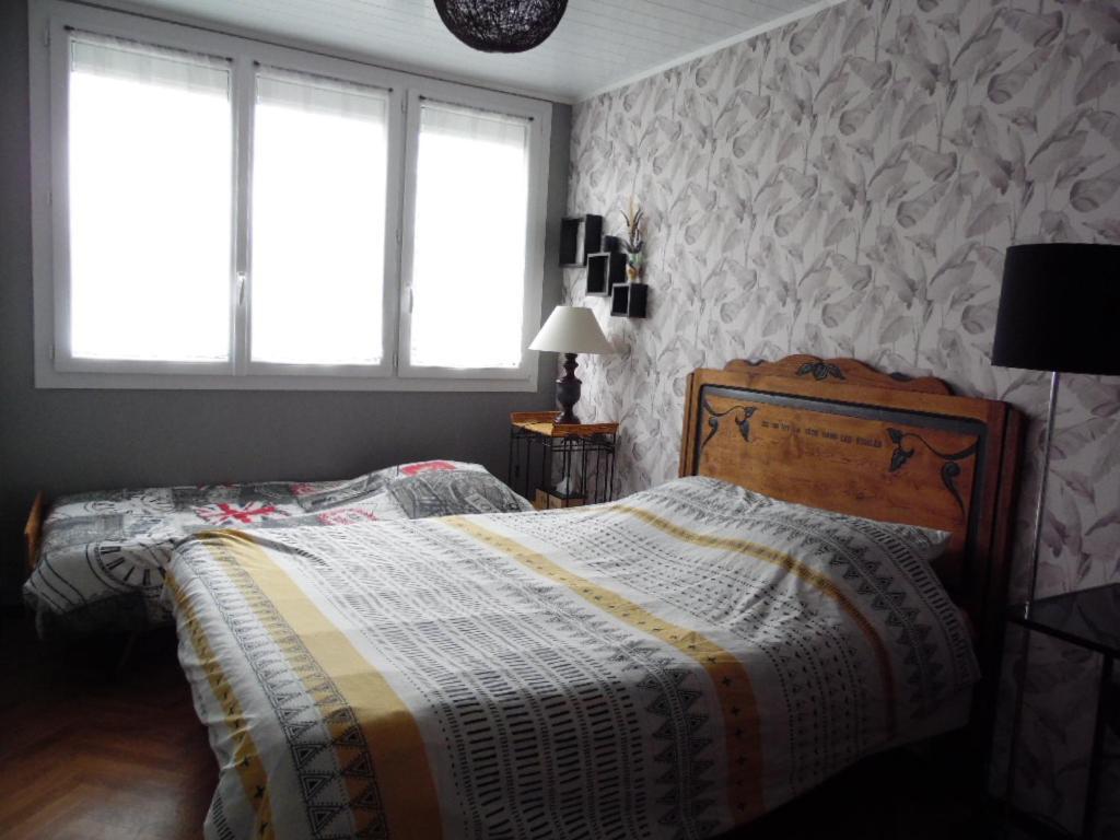 Appartement Pour Famille Amis Ou Colegue Cholet Exterior photo